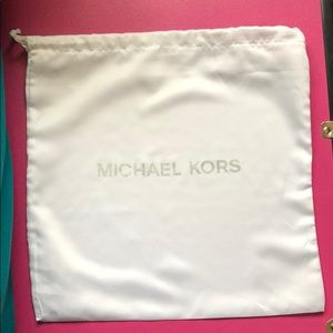 Michael Kors dust cover